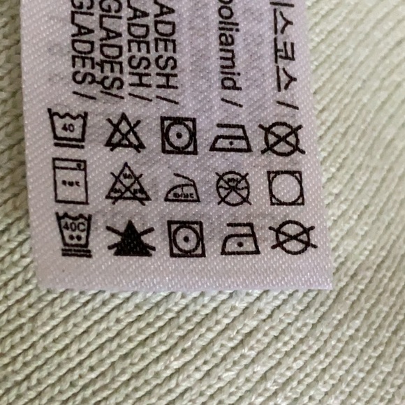 NWT. Zara Light Green Knit Crop Top. Size M. - Picture 9 of 9